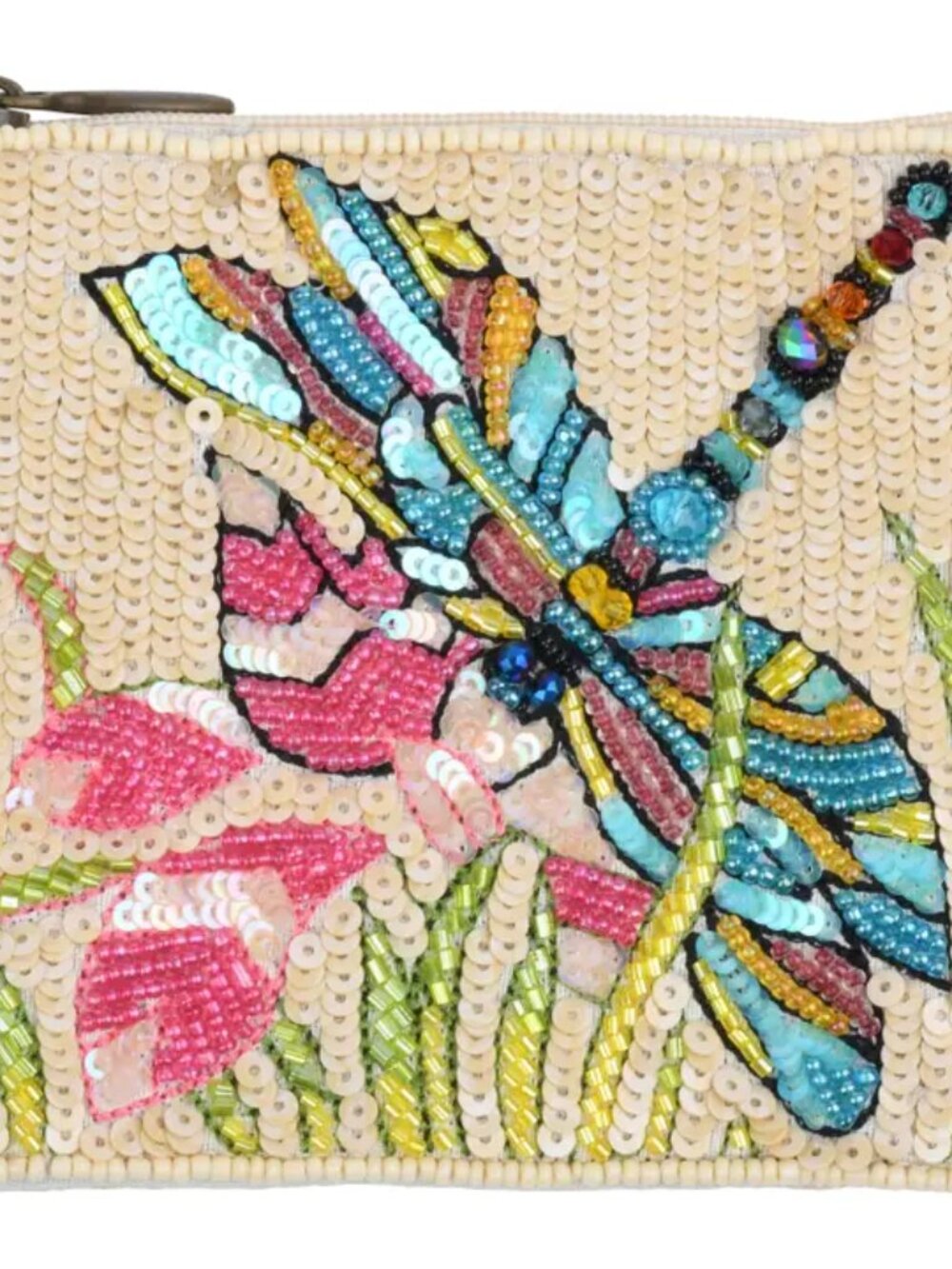 Essential Pouch Spring Scene